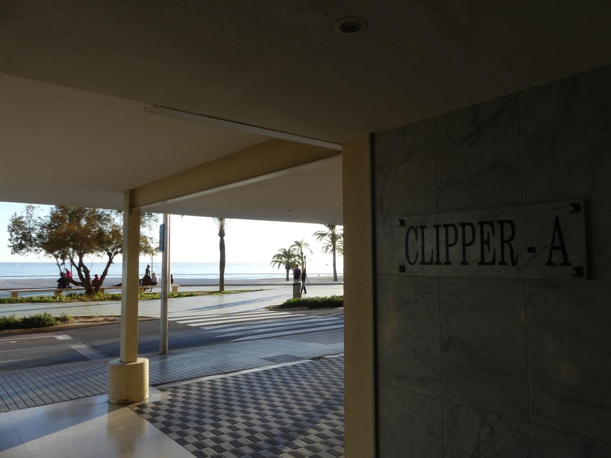 Apartamento 1º Linea Playa Apartment *